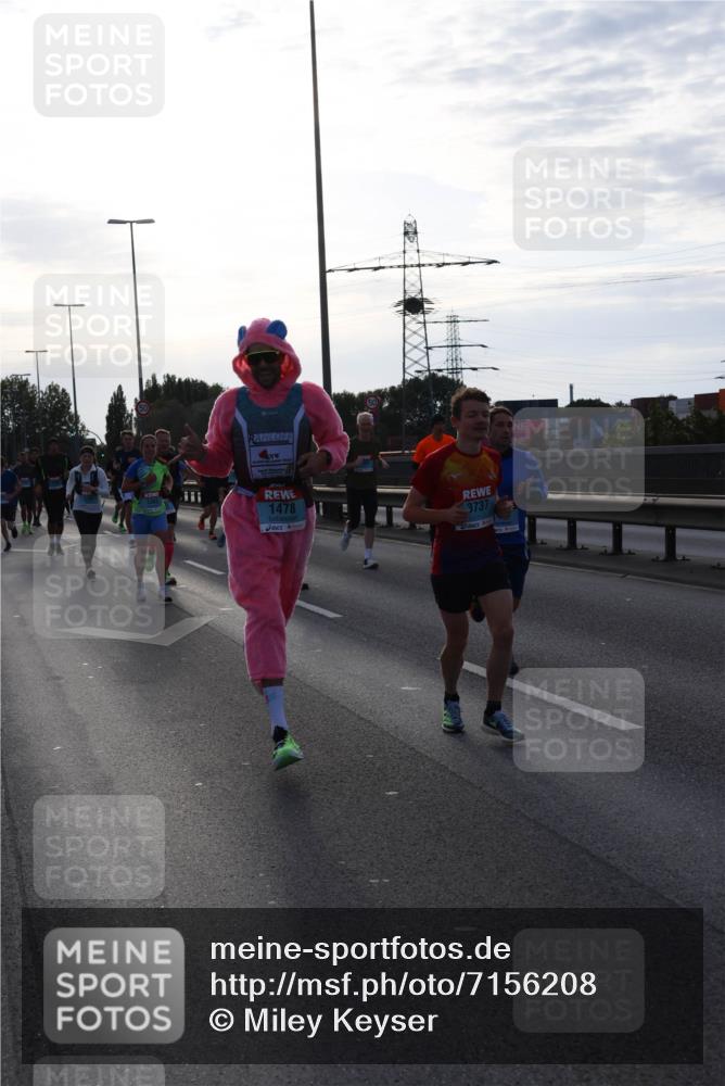 03.10.2024 - Köhlbrandbrückenlauf Miley Keyser http://msf.ph/oto/7156208 03.10.2024 09:13:38 Position 3 1478, 3737 meine-sportfotos.de