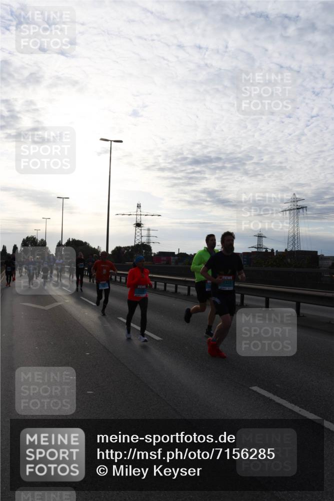 03.10.2024 - Köhlbrandbrückenlauf Miley Keyser http://msf.ph/oto/7156285 03.10.2024 09:13:53 Position 3 1333, 1323 meine-sportfotos.de