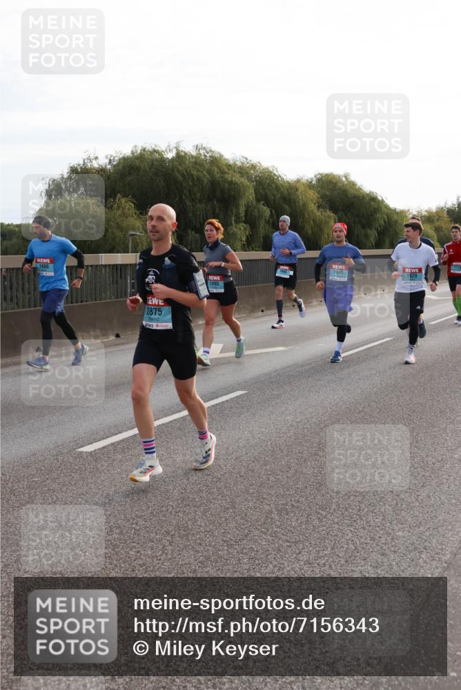 03.10.2024 - Köhlbrandbrückenlauf Miley Keyser http://msf.ph/oto/7156343 03.10.2024 09:14:21 Position 3 1486, 2875, 1774, 1688, 1046, 1920, 1495 meine-sportfotos.de