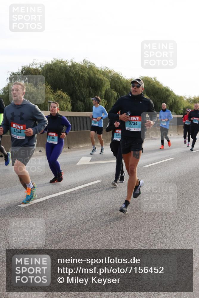 03.10.2024 - Köhlbrandbrückenlauf Miley Keyser http://msf.ph/oto/7156452 03.10.2024 09:14:40 Position 3 1254, 1136, 1595, 3734, 1490, 1424, 1372 meine-sportfotos.de