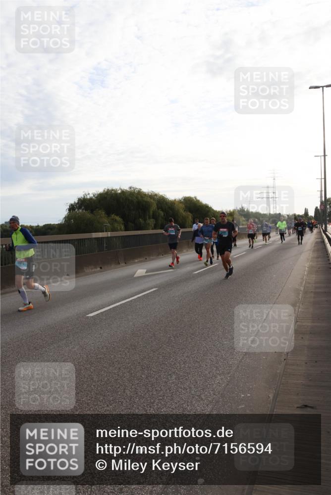 03.10.2024 - Köhlbrandbrückenlauf Miley Keyser http://msf.ph/oto/7156594 03.10.2024 09:15:04 Position 3 1934 meine-sportfotos.de