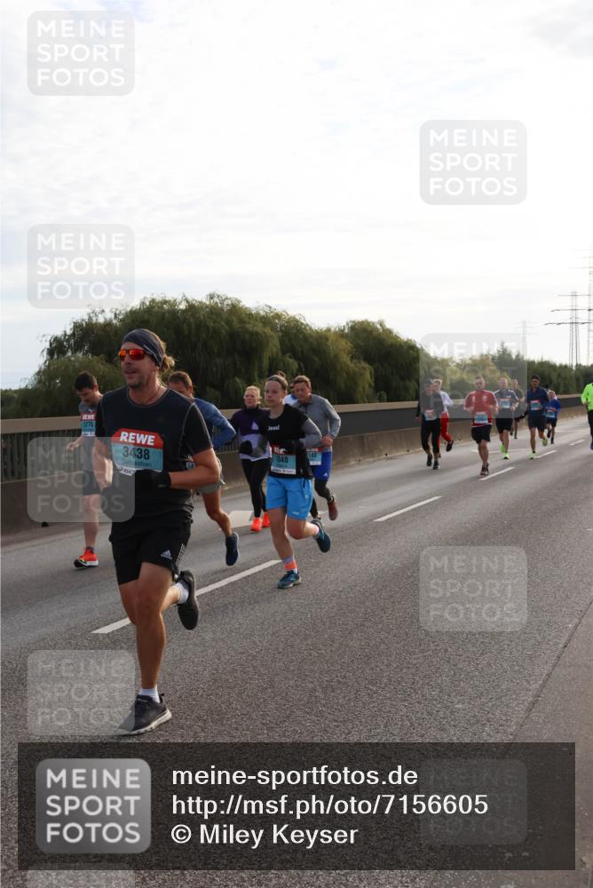 03.10.2024 - Köhlbrandbrückenlauf Miley Keyser http://msf.ph/oto/7156605 03.10.2024 09:15:05 Position 3 1279, 3438, 34, 143, 1848 meine-sportfotos.de