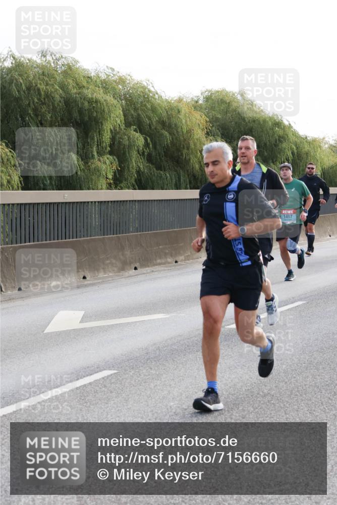 03.10.2024 - Köhlbrandbrückenlauf Miley Keyser http://msf.ph/oto/7156660 03.10.2024 09:15:16 Position 3 1497 meine-sportfotos.de