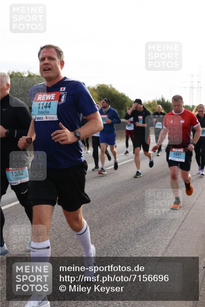 03.10.2024 - Köhlbrandbrückenlauf Miley Keyser http://msf.ph/oto/7156696 03.10.2024 09:15:20 Position 3 1582, 1144, 1697 meine-sportfotos.de