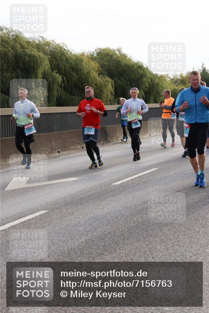 03.10.2024 - Köhlbrandbrückenlauf Miley Keyser http://msf.ph/oto/7156763 03.10.2024 09:15:29 Position 3 1943, 1477, 1942, 1626, 74 meine-sportfotos.de