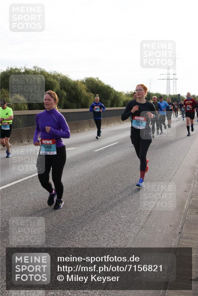 03.10.2024 - Köhlbrandbrückenlauf Miley Keyser http://msf.ph/oto/7156821 03.10.2024 09:15:38 Position 3 2062, 1560, 2079 meine-sportfotos.de