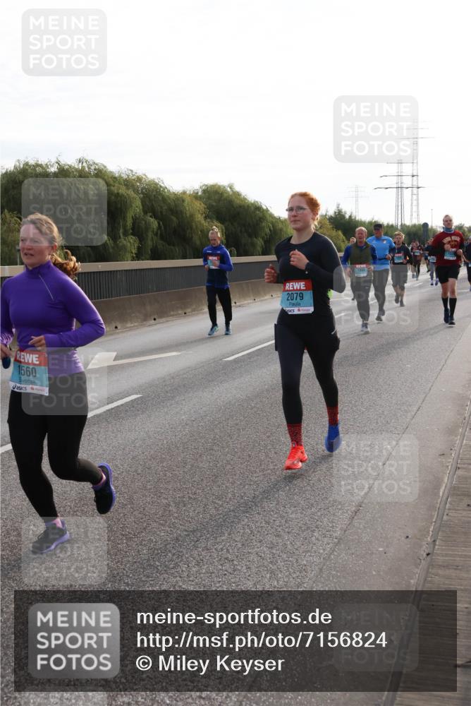 03.10.2024 - Köhlbrandbrückenlauf Miley Keyser http://msf.ph/oto/7156824 03.10.2024 09:15:38 Position 3 1560, 2079, 1886 meine-sportfotos.de