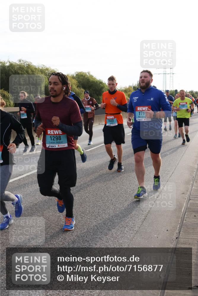 03.10.2024 - Köhlbrandbrückenlauf Miley Keyser http://msf.ph/oto/7156877 03.10.2024 09:15:48 Position 3 1468, 1298, 1597, 2422, 15, 171, 1561 meine-sportfotos.de