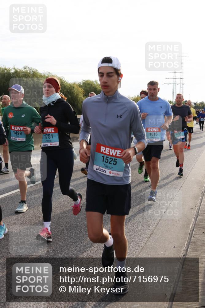 03.10.2024 - Köhlbrandbrückenlauf Miley Keyser http://msf.ph/oto/7156975 03.10.2024 09:16:00 Position 3 1499, 1751, 1525, 1616, 1907 meine-sportfotos.de