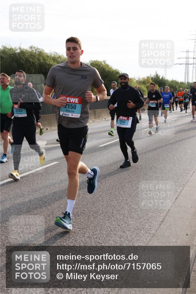 03.10.2024 - Köhlbrandbrückenlauf Miley Keyser http://msf.ph/oto/7157065 03.10.2024 09:16:12 Position 3 2283, 2150, 1852, 1285 meine-sportfotos.de