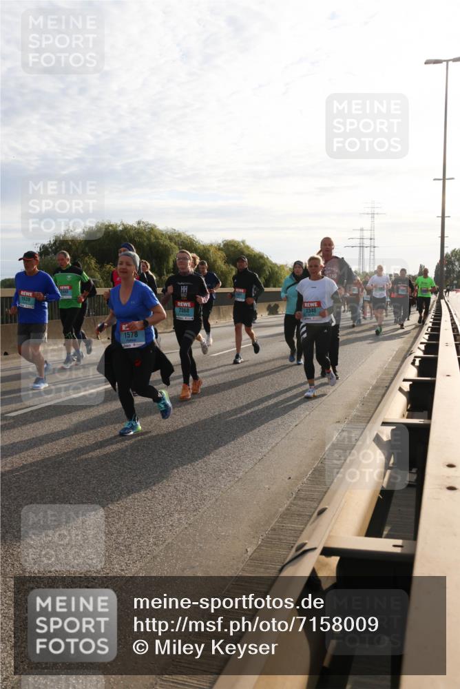 03.10.2024 - Köhlbrandbrückenlauf Miley Keyser http://msf.ph/oto/7158009 03.10.2024 09:20:07 Position 3 1639, 1578, 2368, 2346 meine-sportfotos.de