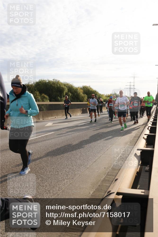 03.10.2024 - Köhlbrandbrückenlauf Miley Keyser http://msf.ph/oto/7158017 03.10.2024 09:20:09 Position 3 2438 meine-sportfotos.de