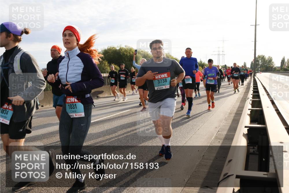 03.10.2024 - Köhlbrandbrückenlauf Miley Keyser http://msf.ph/oto/7158193 03.10.2024 09:21:01 Position 3 034, 1031, 3, 3738, 1530, 3394 meine-sportfotos.de