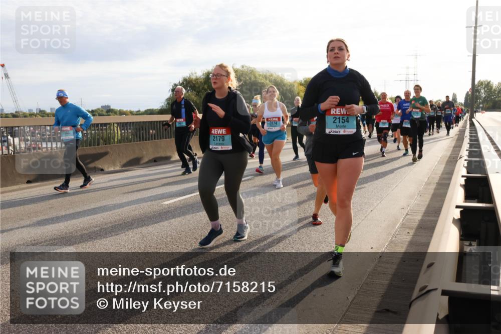 03.10.2024 - Köhlbrandbrückenlauf Miley Keyser http://msf.ph/oto/7158215 03.10.2024 09:21:06 Position 3 2481, 2179, 2874, 2154, 2276, 2074 meine-sportfotos.de