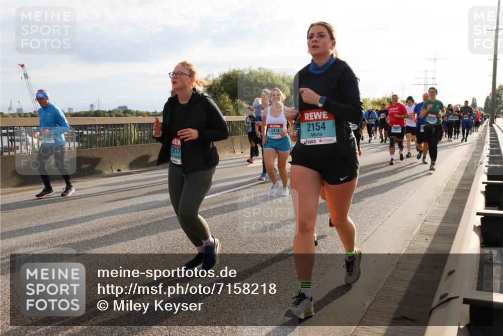 03.10.2024 - Köhlbrandbrückenlauf Miley Keyser http://msf.ph/oto/7158218 03.10.2024 09:21:07 Position 3 217, 2874, 2154, 3351 meine-sportfotos.de