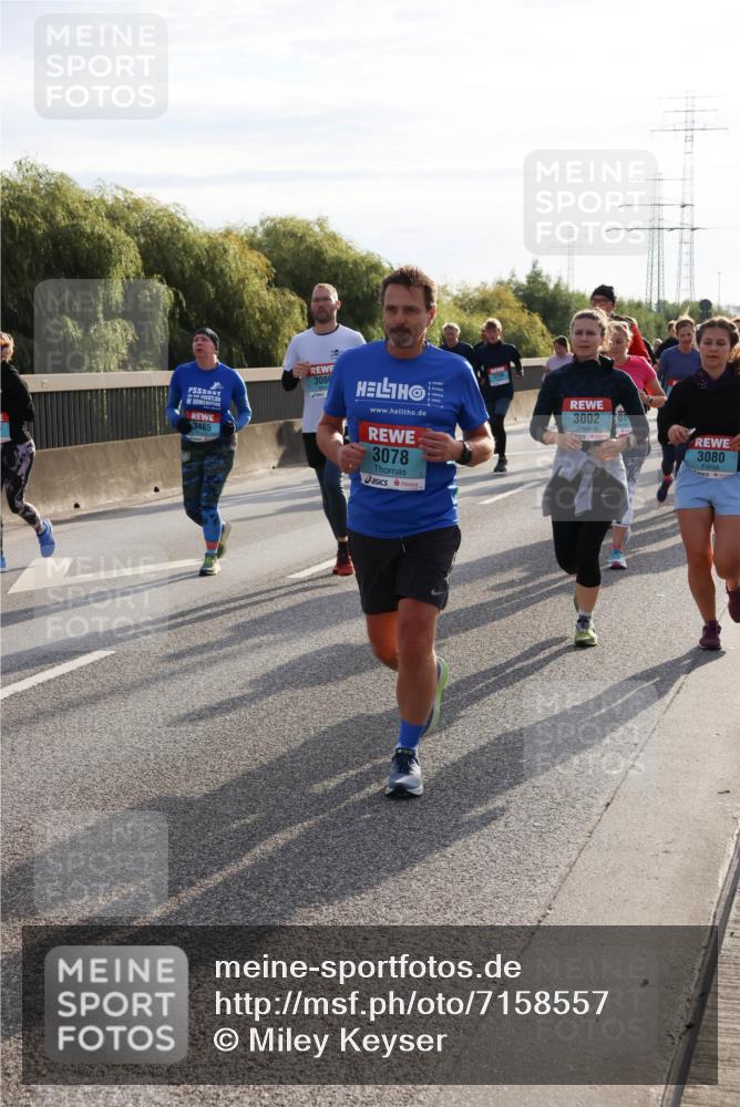 03.10.2024 - Köhlbrandbrückenlauf Miley Keyser http://msf.ph/oto/7158557 03.10.2024 09:23:01 Position 3 3485, 3086, 3078, 3002, 3080 meine-sportfotos.de