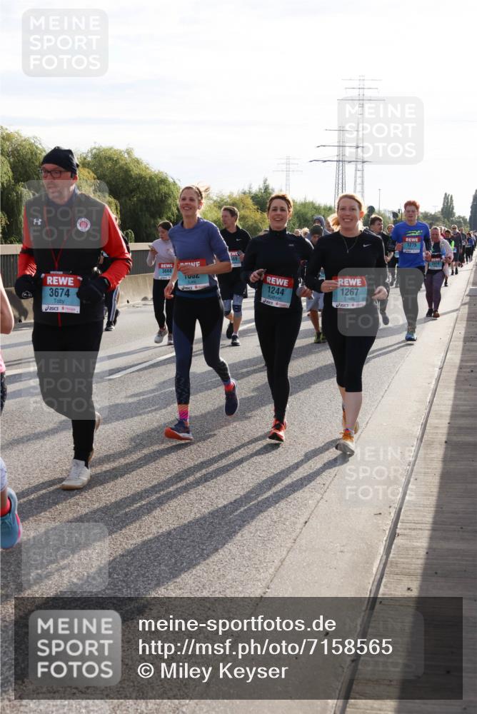 03.10.2024 - Köhlbrandbrückenlauf Miley Keyser http://msf.ph/oto/7158565 03.10.2024 09:23:04 Position 3 3674, 3668, 1244, 1267, 1275 meine-sportfotos.de