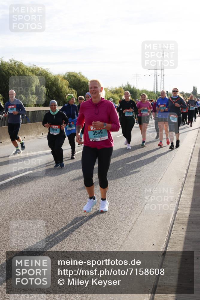 03.10.2024 - Köhlbrandbrückenlauf Miley Keyser http://msf.ph/oto/7158608 03.10.2024 09:23:18 Position 3 3412, 2994, 3559, 3113, 3145, 3191 meine-sportfotos.de