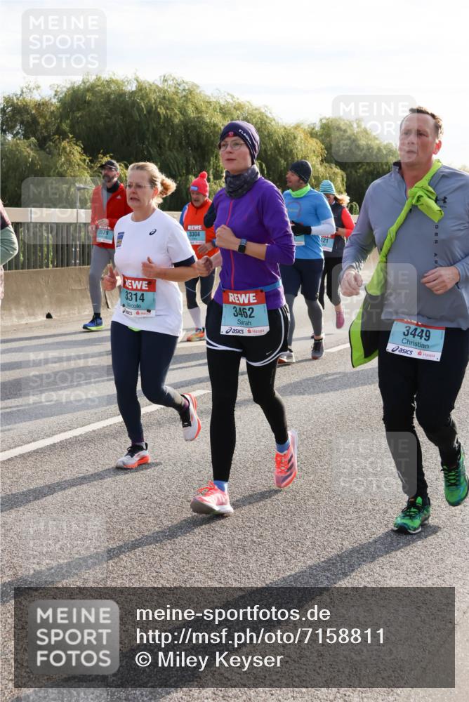 03.10.2024 - Köhlbrandbrückenlauf Miley Keyser http://msf.ph/oto/7158811 03.10.2024 09:24:20 Position 3 2679, 3304, 121, 3314, 3462, 3449 meine-sportfotos.de