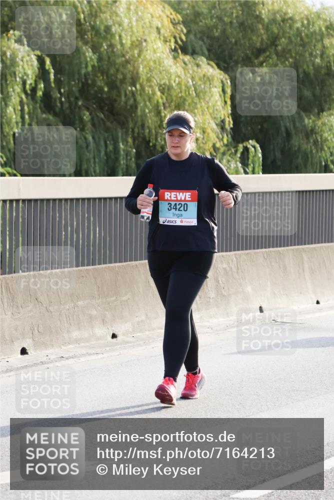 03.10.2024 - Köhlbrandbrückenlauf Miley Keyser http://msf.ph/oto/7164213 03.10.2024 09:25:23 Position 3 3420 meine-sportfotos.de