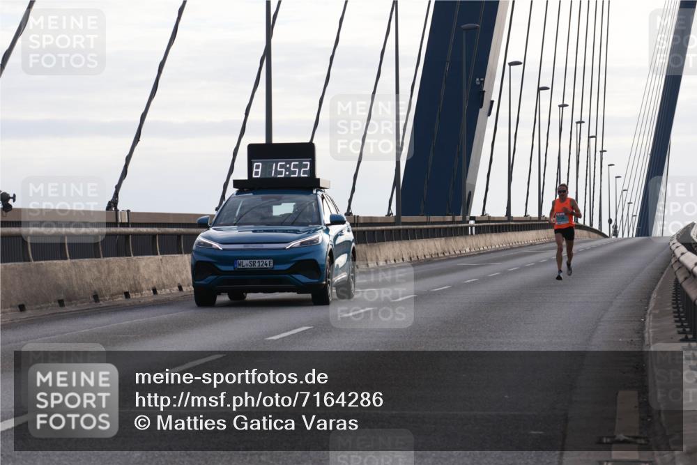 03.10.2024 - Köhlbrandbrückenlauf Matties Gatica Varas http://msf.ph/oto/7164286 03.10.2024 09:15:36 Position 2 8, 15, 52, 124 meine-sportfotos.de