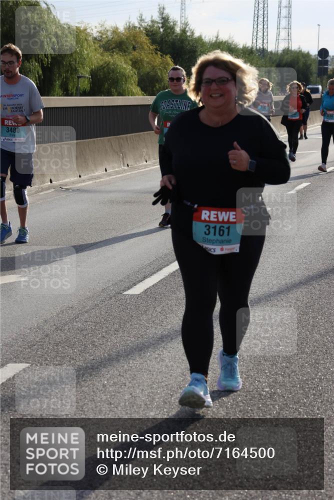 03.10.2024 - Köhlbrandbrückenlauf Miley Keyser http://msf.ph/oto/7164500 03.10.2024 09:26:17 Position 3 29, 2024, 3480, 3161, 31, 3536 meine-sportfotos.de