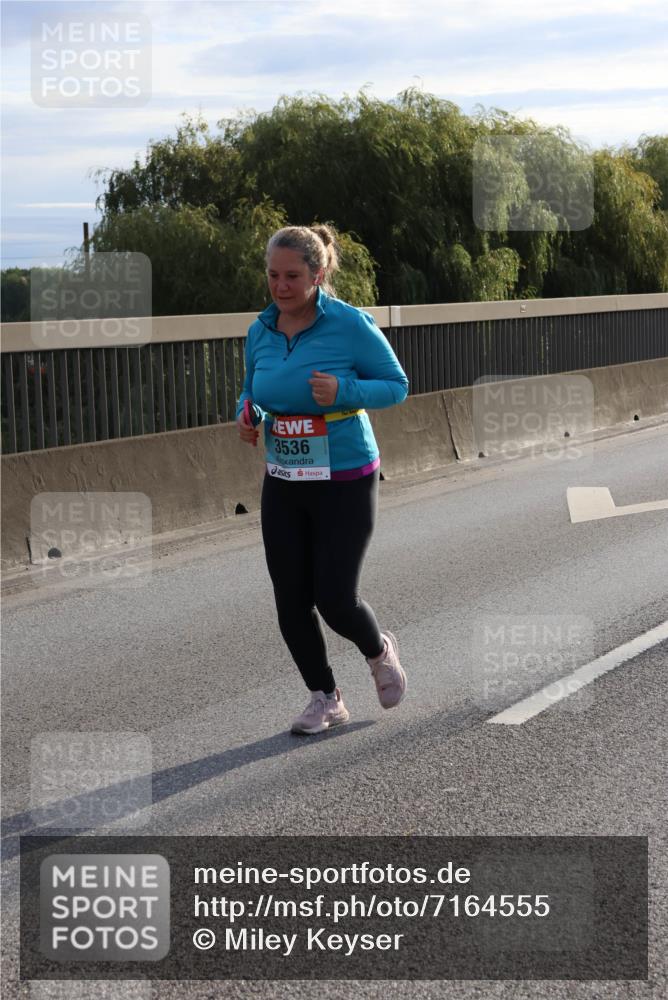 03.10.2024 - Köhlbrandbrückenlauf Miley Keyser http://msf.ph/oto/7164555 03.10.2024 09:26:30 Position 3 3536 meine-sportfotos.de