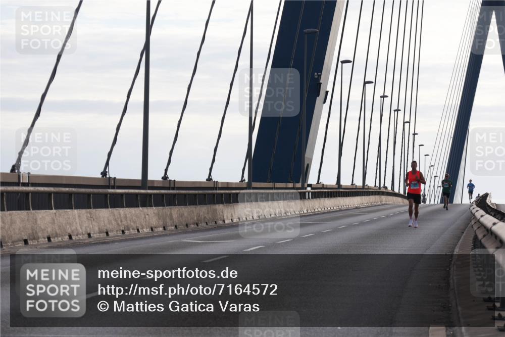 03.10.2024 - Köhlbrandbrückenlauf Matties Gatica Varas http://msf.ph/oto/7164572 03.10.2024 09:17:07 Position 2  meine-sportfotos.de