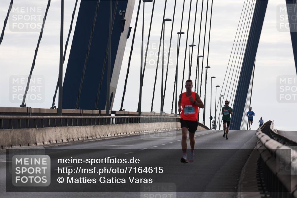 03.10.2024 - Köhlbrandbrückenlauf Matties Gatica Varas http://msf.ph/oto/7164615 03.10.2024 09:17:11 Position 2 1006 meine-sportfotos.de