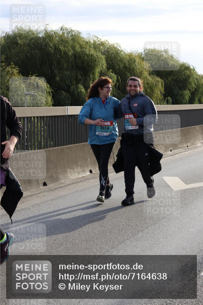 03.10.2024 - Köhlbrandbrückenlauf Miley Keyser http://msf.ph/oto/7164638 03.10.2024 09:26:50 Position 3 3514, 35 meine-sportfotos.de