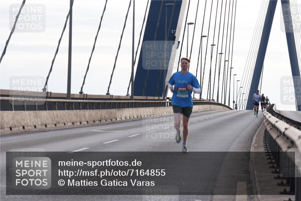 03.10.2024 - Köhlbrandbrückenlauf Matties Gatica Varas http://msf.ph/oto/7164855 03.10.2024 09:17:40 Position 2 1011 meine-sportfotos.de