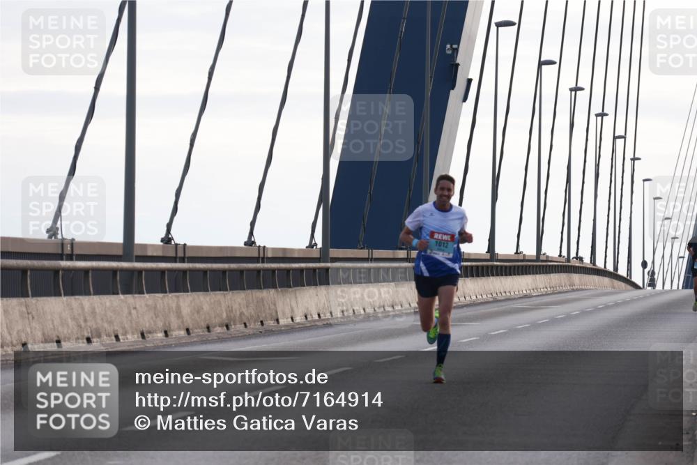 03.10.2024 - Köhlbrandbrückenlauf Matties Gatica Varas http://msf.ph/oto/7164914 03.10.2024 09:17:50 Position 2 1012 meine-sportfotos.de