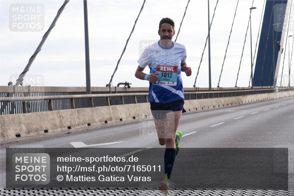 03.10.2024 - Köhlbrandbrückenlauf Matties Gatica Varas http://msf.ph/oto/7165011 03.10.2024 09:17:56 Position 2 1012 meine-sportfotos.de