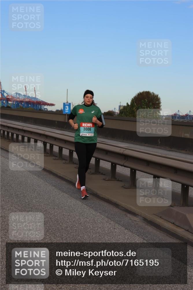 03.10.2024 - Köhlbrandbrückenlauf Miley Keyser http://msf.ph/oto/7165195 03.10.2024 09:35:11 Position 3 3, 3006 meine-sportfotos.de