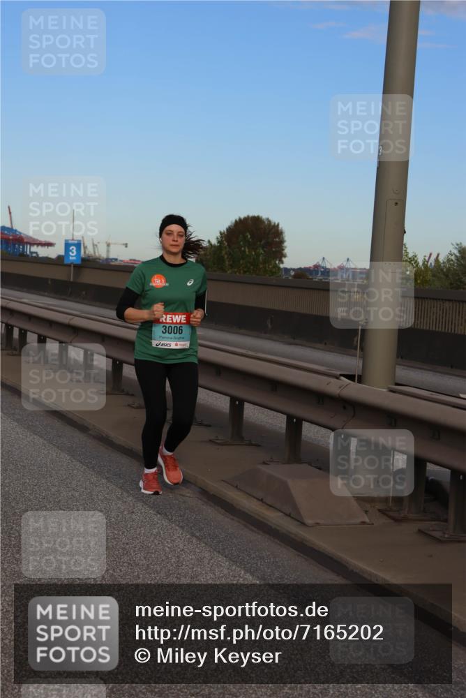 03.10.2024 - Köhlbrandbrückenlauf Miley Keyser http://msf.ph/oto/7165202 03.10.2024 09:35:11 Position 3 3006, 3 meine-sportfotos.de