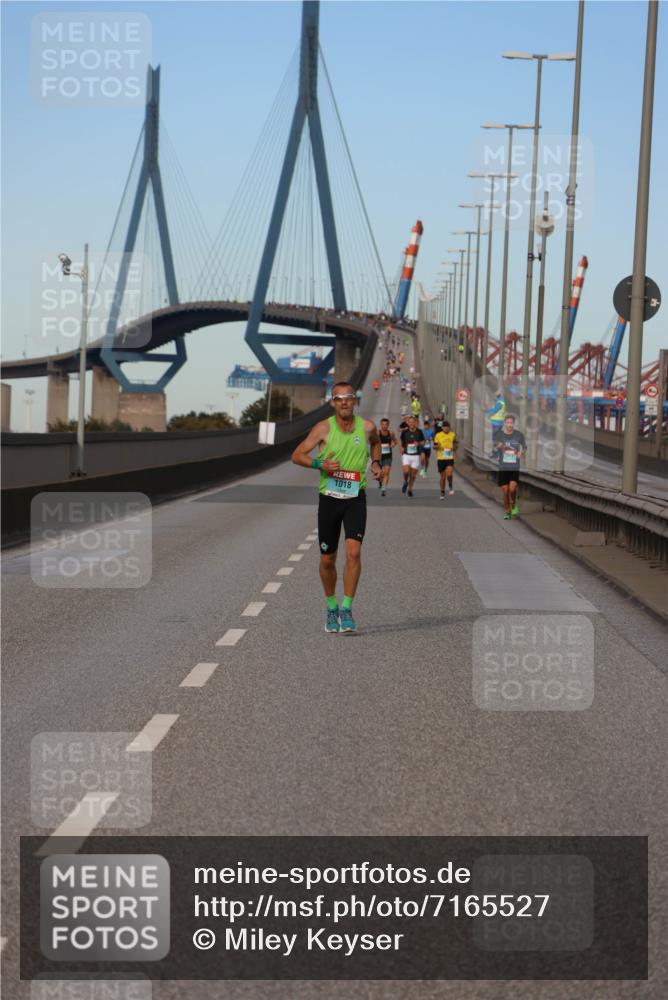 03.10.2024 - Köhlbrandbrückenlauf Miley Keyser http://msf.ph/oto/7165527 03.10.2024 09:37:09 Position 3 1018 meine-sportfotos.de