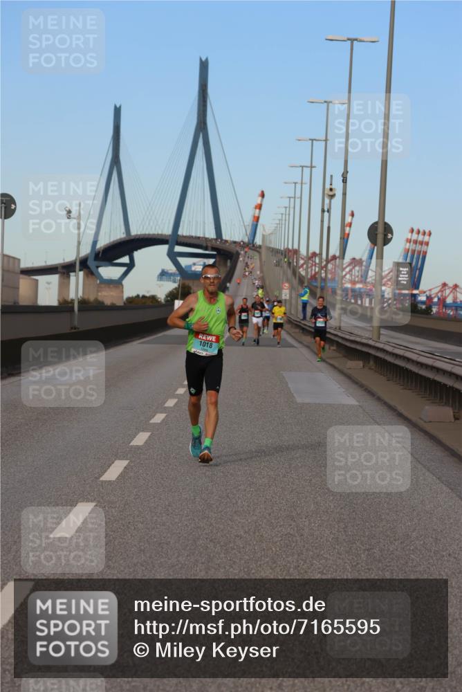 03.10.2024 - Köhlbrandbrückenlauf Miley Keyser http://msf.ph/oto/7165595 03.10.2024 09:37:12 Position 3 1018 meine-sportfotos.de