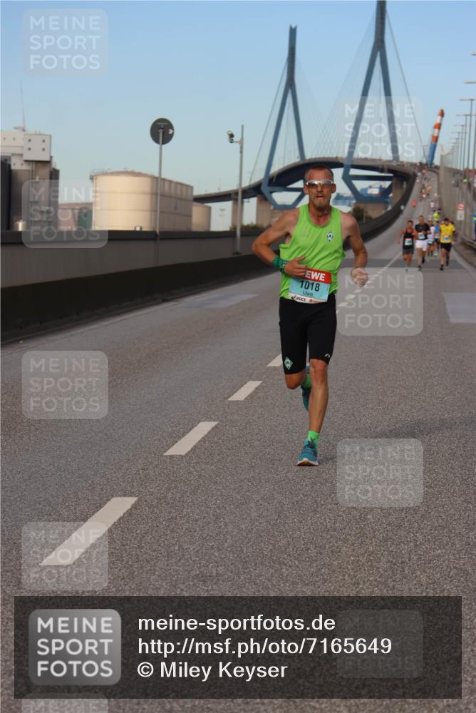 03.10.2024 - Köhlbrandbrückenlauf Miley Keyser http://msf.ph/oto/7165649 03.10.2024 09:37:14 Position 3 1018 meine-sportfotos.de