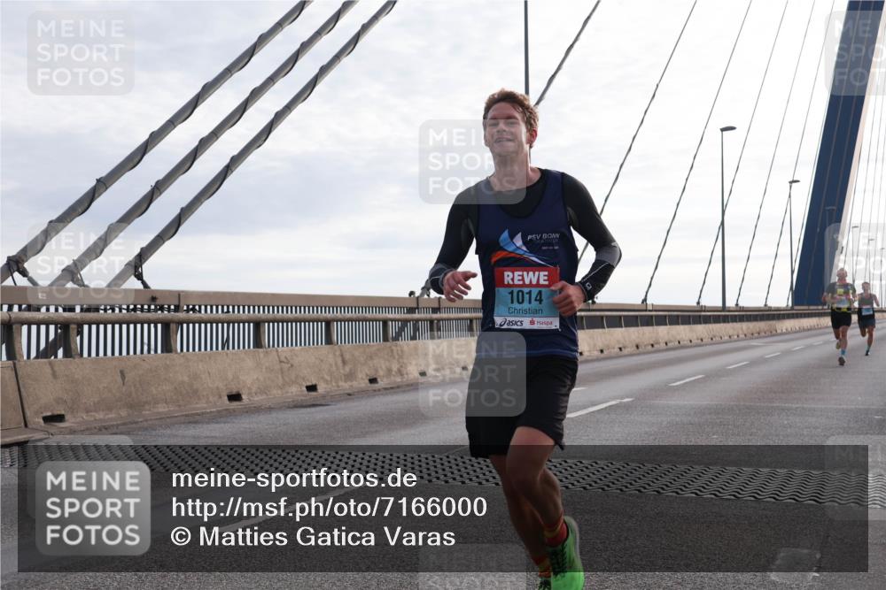 03.10.2024 - Köhlbrandbrückenlauf Matties Gatica Varas http://msf.ph/oto/7166000 03.10.2024 09:19:00 Position 2 1014 meine-sportfotos.de