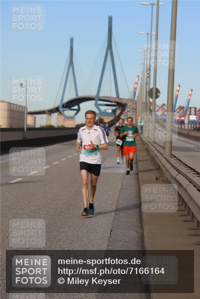 03.10.2024 - Köhlbrandbrückenlauf Miley Keyser http://msf.ph/oto/7166164 03.10.2024 09:39:52 Position 3 1085, 29 meine-sportfotos.de