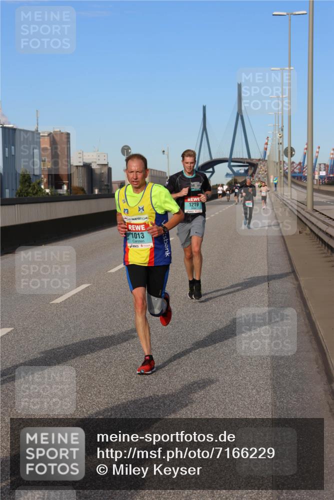 03.10.2024 - Köhlbrandbrückenlauf Miley Keyser http://msf.ph/oto/7166229 03.10.2024 09:40:18 Position 3 1013, 1219 meine-sportfotos.de
