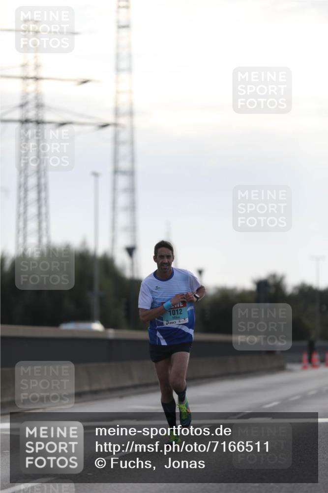03.10.2024 - Köhlbrandbrückenlauf Fuchs,  Jonas http://msf.ph/oto/7166511 03.10.2024 09:09:43 Position 3 1012 meine-sportfotos.de