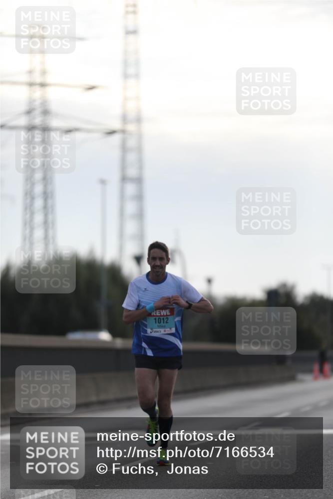 03.10.2024 - Köhlbrandbrückenlauf Fuchs,  Jonas http://msf.ph/oto/7166534 03.10.2024 09:09:43 Position 3 1012 meine-sportfotos.de