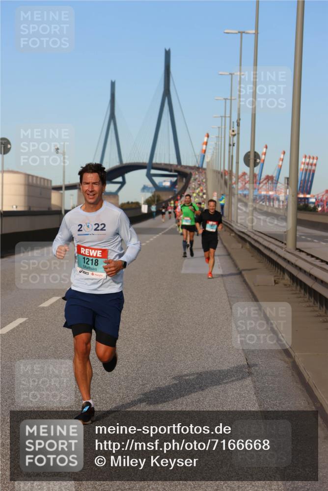 03.10.2024 - Köhlbrandbrückenlauf Miley Keyser http://msf.ph/oto/7166668 03.10.2024 09:41:02 Position 3 20, 22, 1218 meine-sportfotos.de