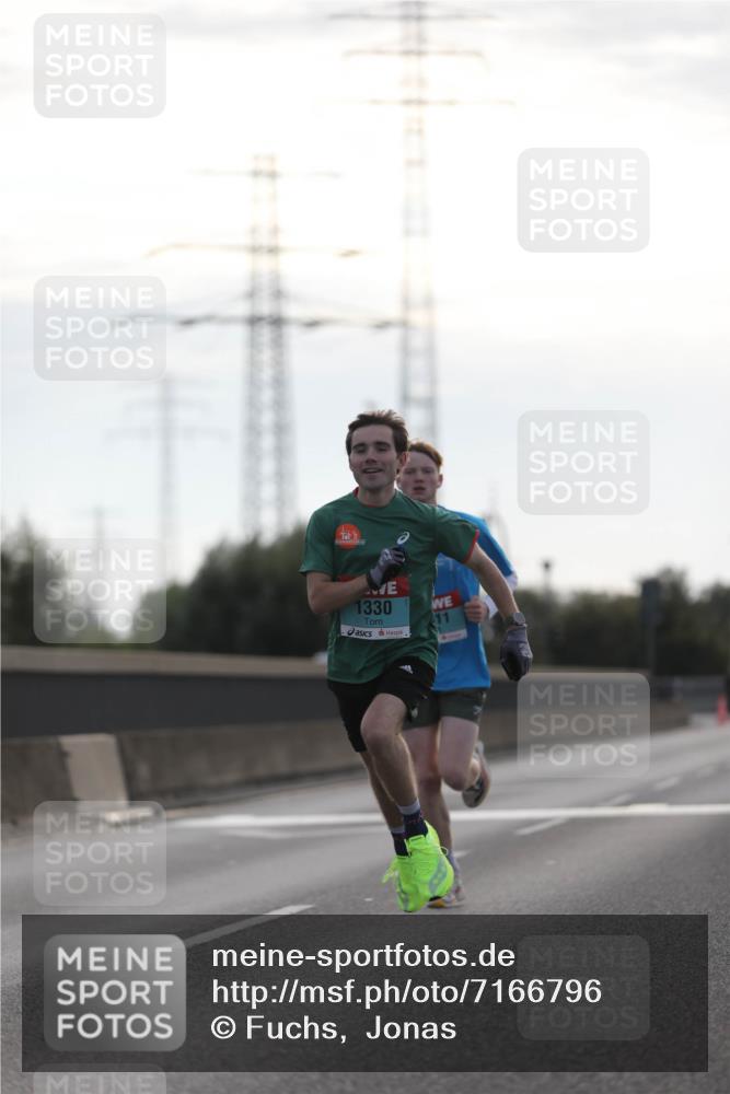 03.10.2024 - Köhlbrandbrückenlauf Fuchs,  Jonas http://msf.ph/oto/7166796 03.10.2024 09:09:55 Position 3 1330, 11 meine-sportfotos.de