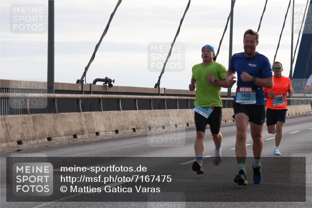 03.10.2024 - Köhlbrandbrückenlauf Matties Gatica Varas http://msf.ph/oto/7167475 03.10.2024 09:20:13 Position 2 005, 1405, 1090 meine-sportfotos.de