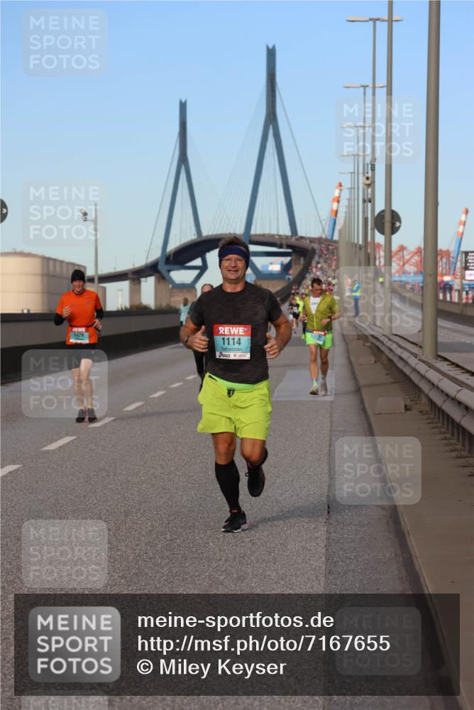 03.10.2024 - Köhlbrandbrückenlauf Miley Keyser http://msf.ph/oto/7167655 03.10.2024 09:42:15 Position 3 1429, 1114 meine-sportfotos.de