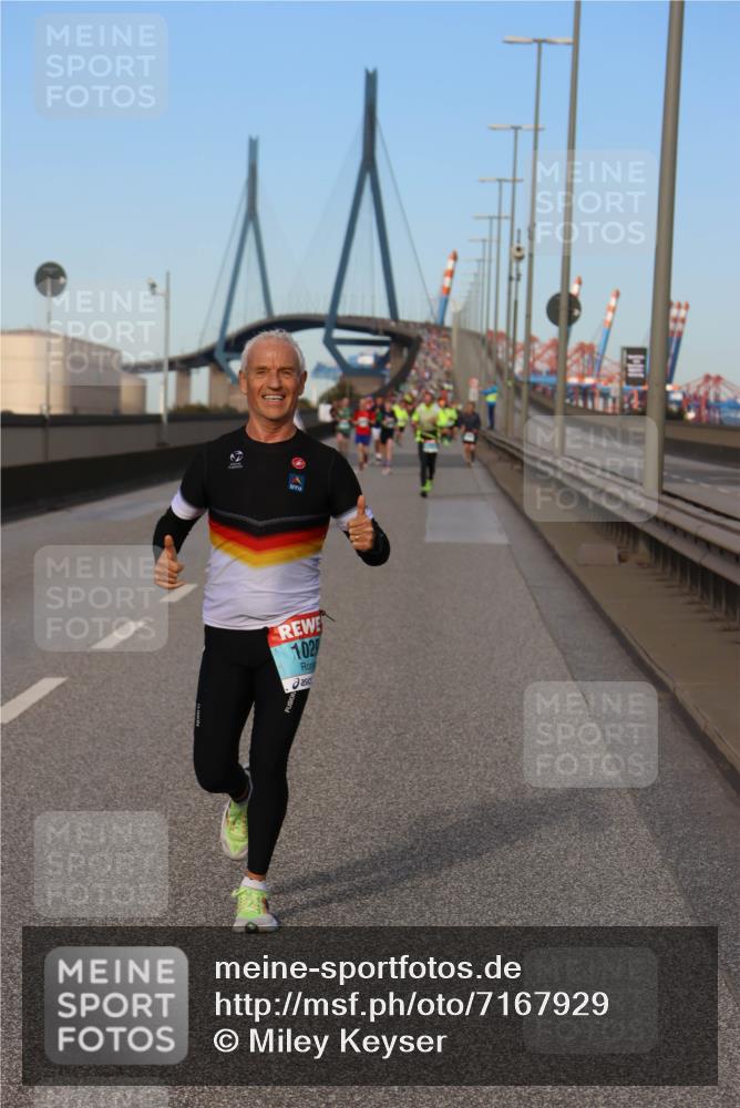 03.10.2024 - Köhlbrandbrückenlauf Miley Keyser http://msf.ph/oto/7167929 03.10.2024 09:42:31 Position 3 102 meine-sportfotos.de