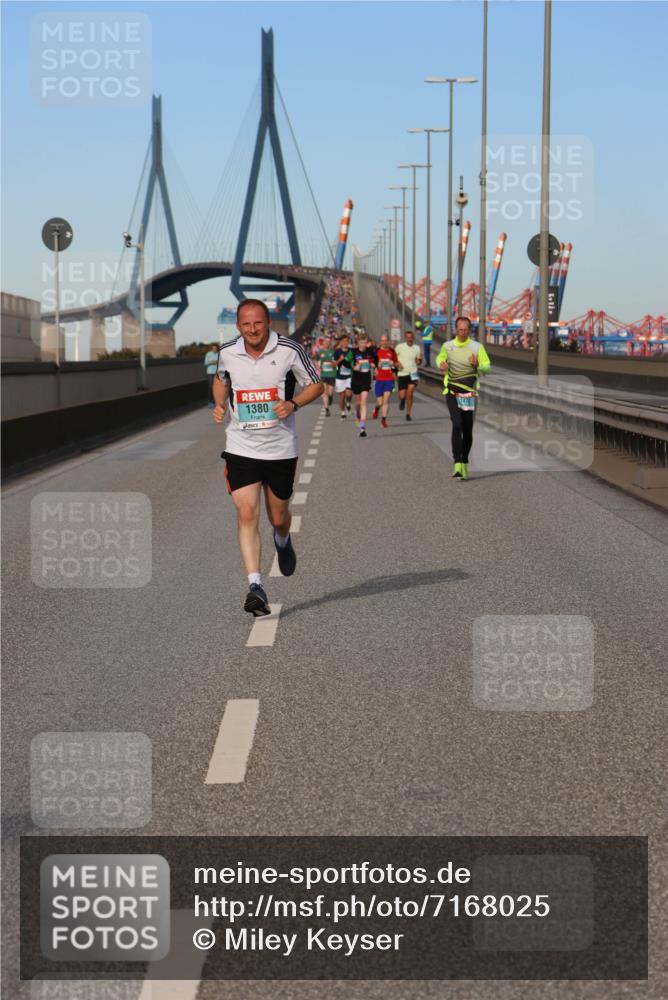 03.10.2024 - Köhlbrandbrückenlauf Miley Keyser http://msf.ph/oto/7168025 03.10.2024 09:42:39 Position 3 1380 meine-sportfotos.de