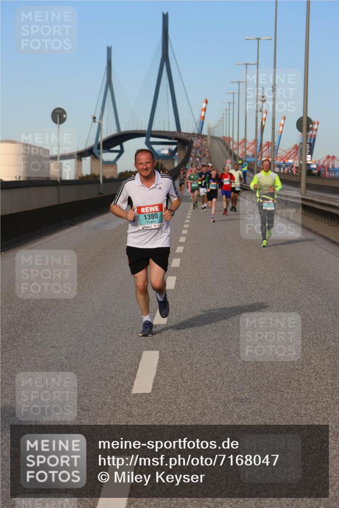 03.10.2024 - Köhlbrandbrückenlauf Miley Keyser http://msf.ph/oto/7168047 03.10.2024 09:42:40 Position 3 1380 meine-sportfotos.de